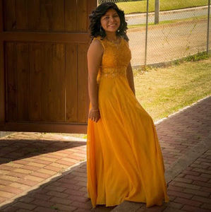 Meet your Posher, Priscila